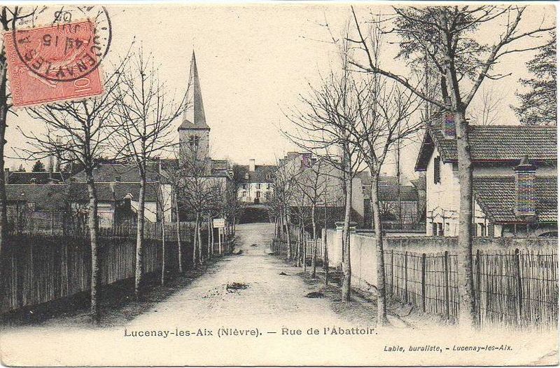 Fichier:Lucenay les Aix rue de l'abattoir.jpg