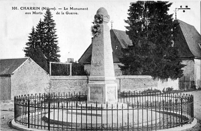 Fichier:Charrin Monument aux morts.jpg