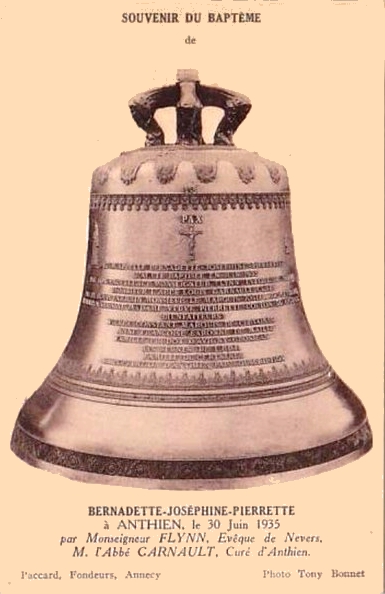 Fichier:Anthien bapteme de cloche.jpg