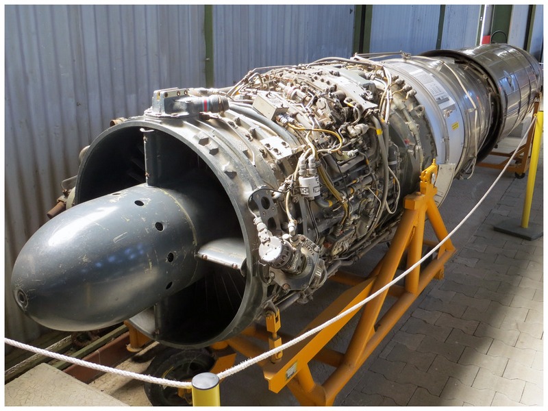 Fichier:Moteur ATAR 101 1.jpg