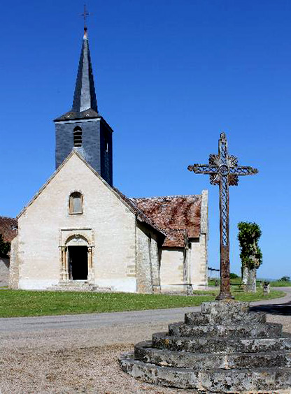 Fichier:Eglise-Isenay.jpg