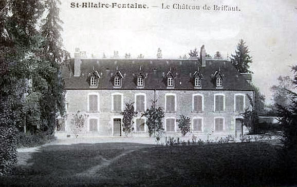 Fichier:CPA-Saint Hilaire Fontaine01.jpg