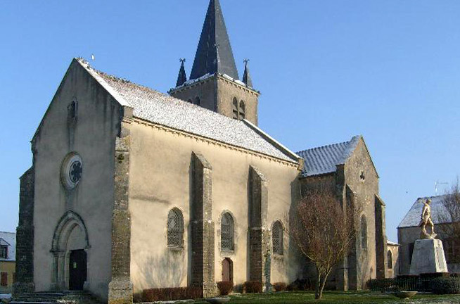 Fichier:Eglise-La Collancelle.jpg