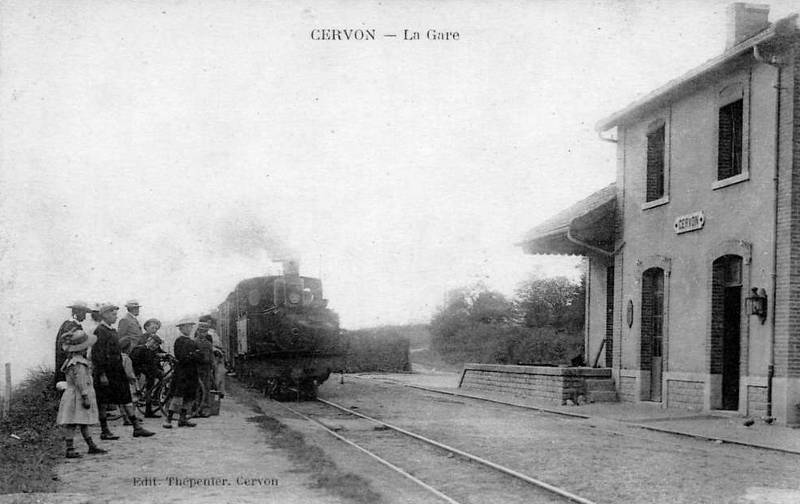 Fichier:Cervon gare.jpg