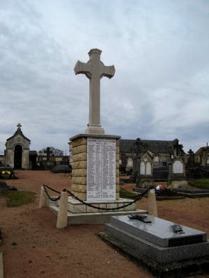Limanton Monument aux morts.jpg