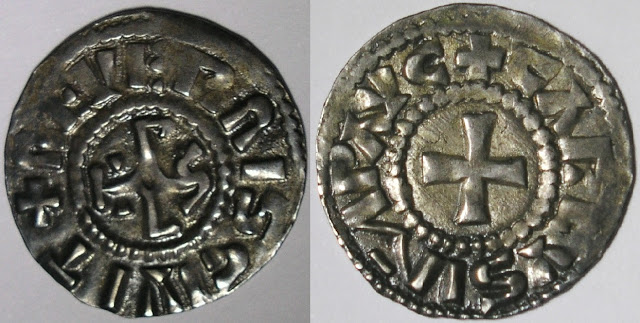 Fichier:Monnaie du Nivernais Denier Charles le Chauve 1.jpg