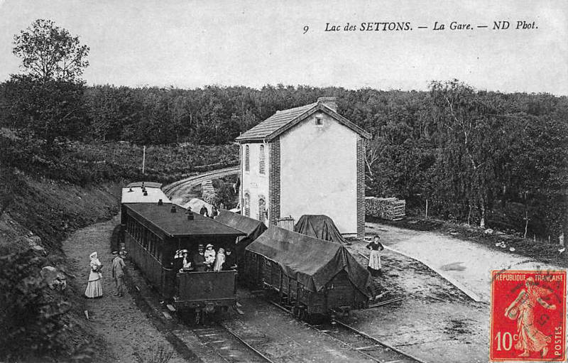 Fichier:Montsauche gare02.jpg