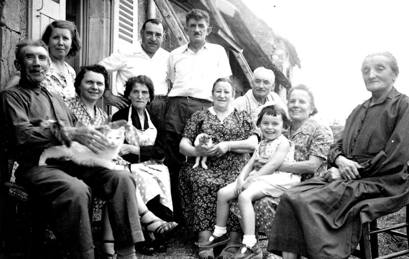 Fichier:Vandenesse Mousseau famille Berthe Gain.jpg