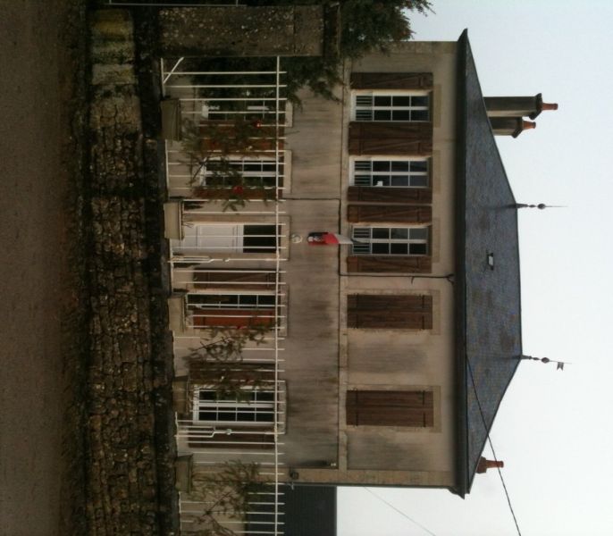 Fichier:Marcy mairie.jpg