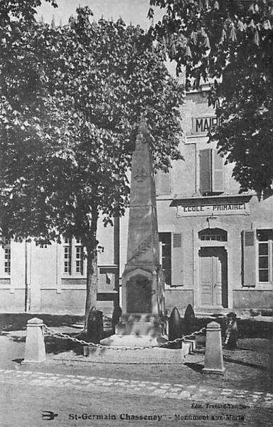 Fichier:Saint Germain Chassenay Monument aux morts.jpg