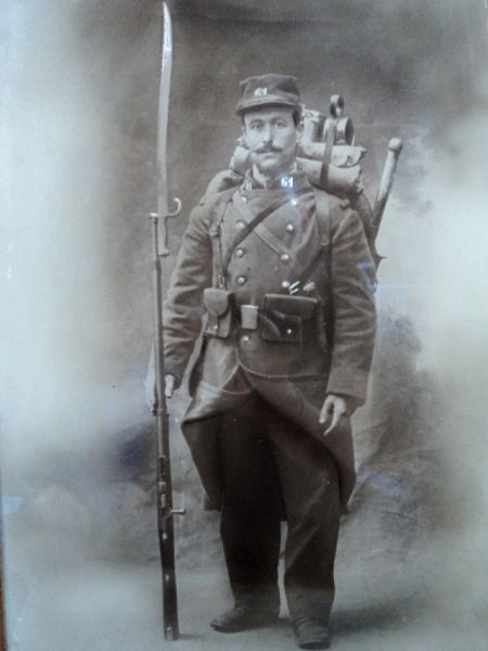 Fichier:61e RIT soldat.jpg