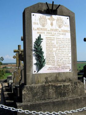 Thianges Monument aux morts.jpg