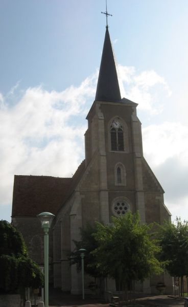 Fichier:Eglise-La Celle sur Loire.jpg