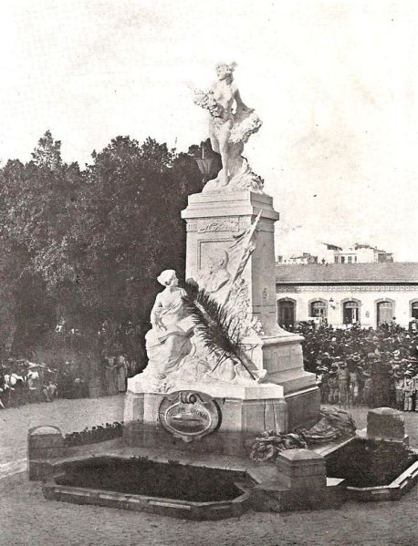 Fichier:Thomas Philippe monument Tunis.jpg