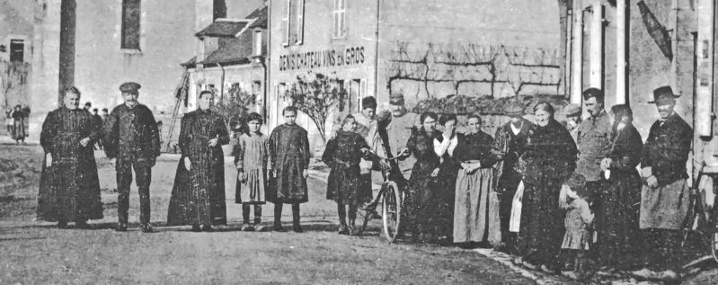 Fichier:Saint Eloi photo groupe détail.jpg