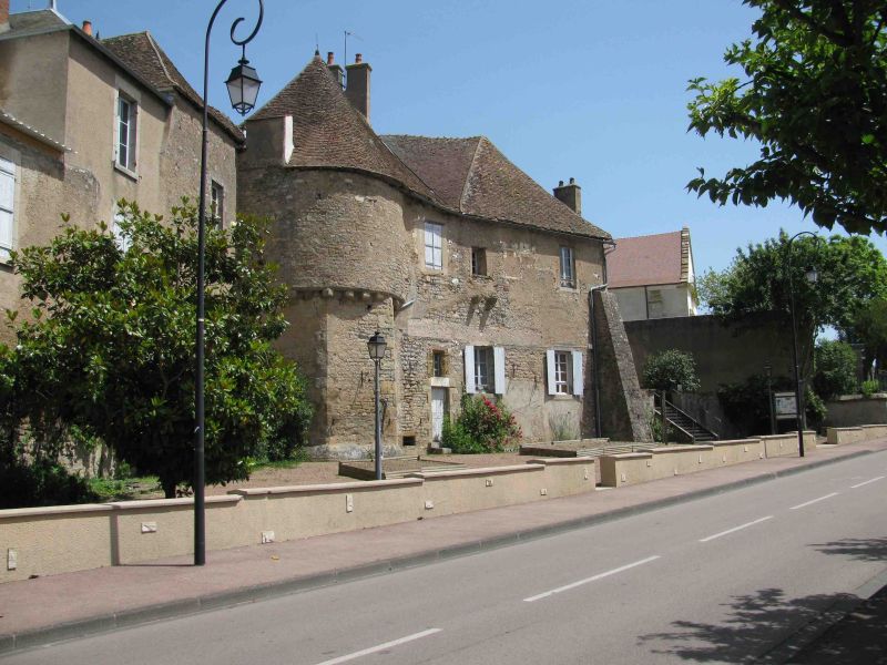 Fichier:Abbaye St Leonard a Corbigny-.jpg