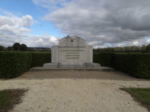 Champvert Monument aux morts.jpg