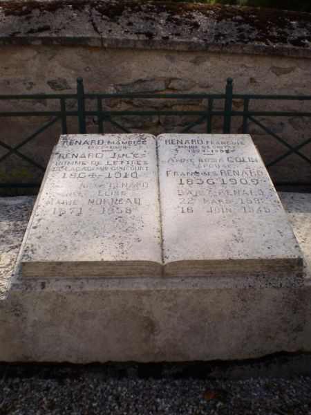 Fichier:Renard Jules tombe.jpg