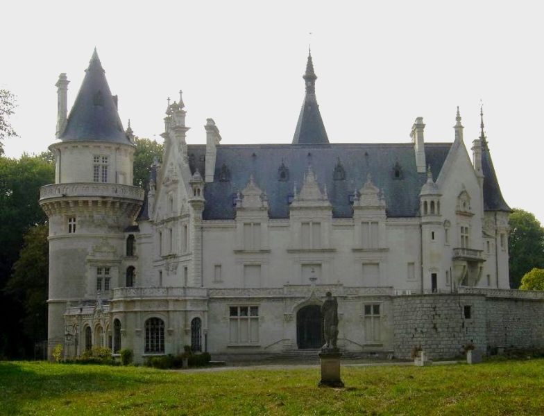 Fichier:Suilly la Tour chateau des Vergers.jpg