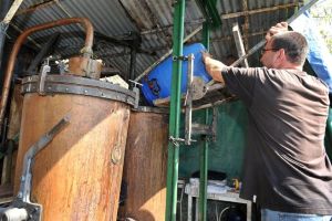 Alambic Trois Vevres.jpg