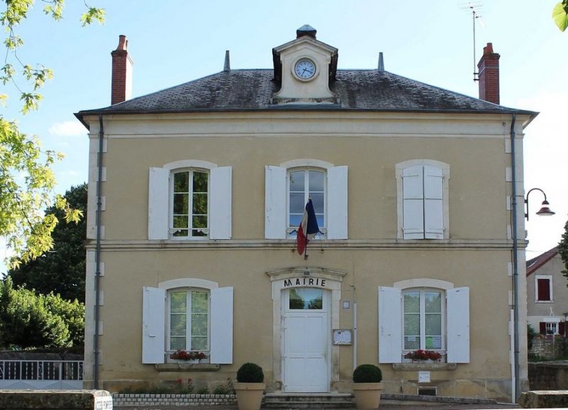 Fichier:Garchy mairie.jpg