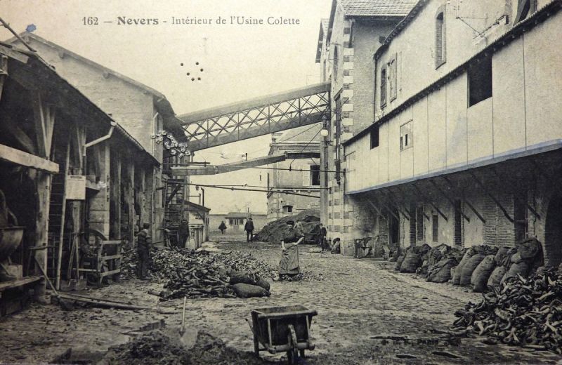Fichier:Nevers usine Colette.jpg